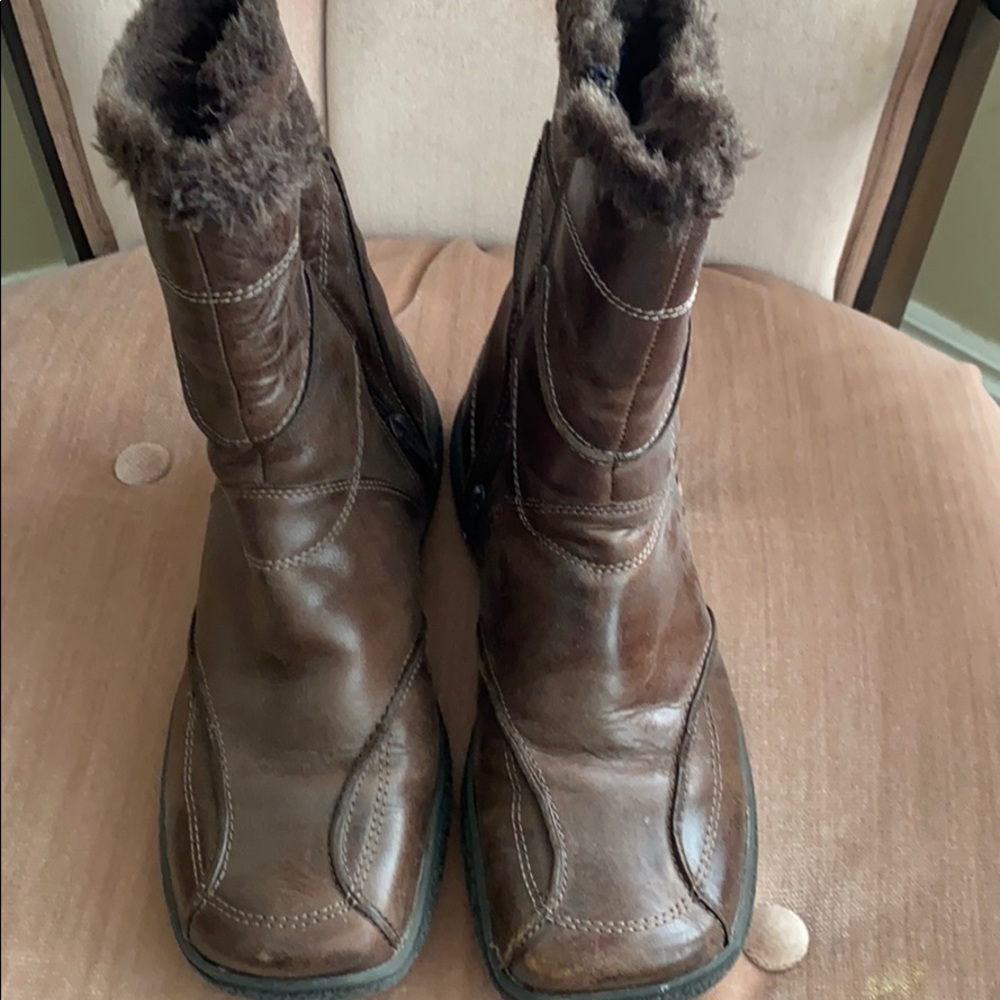 Aldo Bugga Bootie - Picture 2 of 6